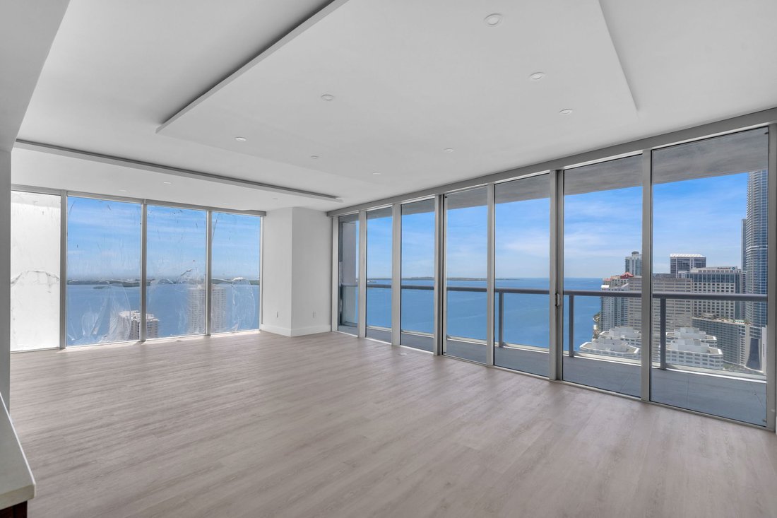 Condo in Miami, Florida, United States 1 - 18615924