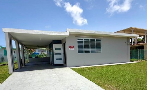 House in Borinquen, Aguadilla, Puerto Rico 1