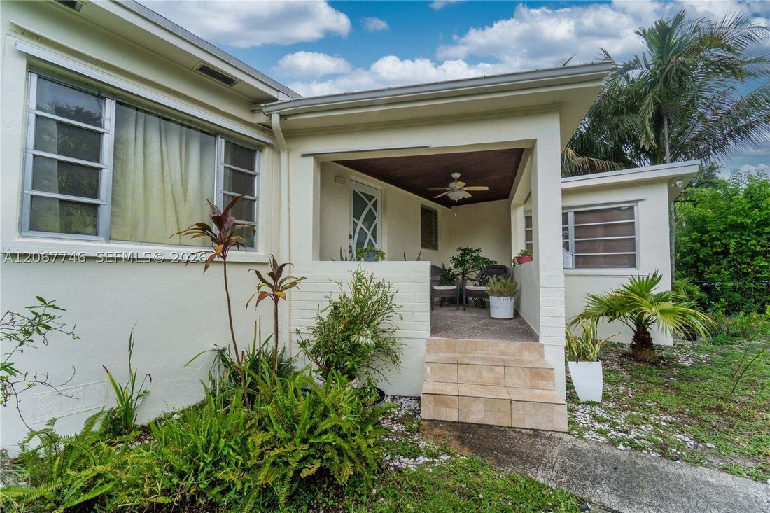 House in Miami Springs, Florida, United States 3 - 18617072