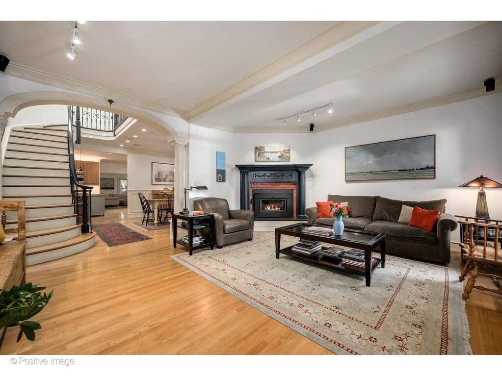 House in Chicago, Illinois, United States 5 - 18619897