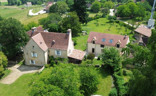 House in Arrondissement of Sarlat-la-Canéda, Nouvelle-Aquitaine, France 1