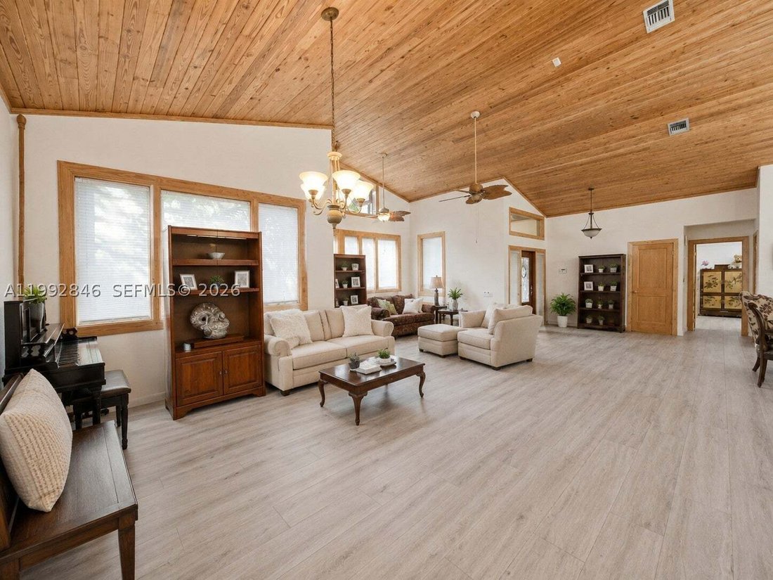 House in Homestead, Florida, United States 4 - 17536958
