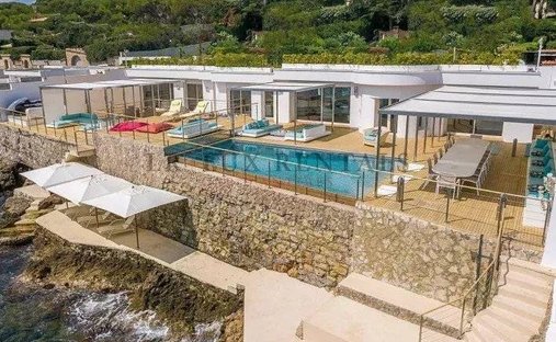 Villa in Fontmerle, Antibes, France 1
