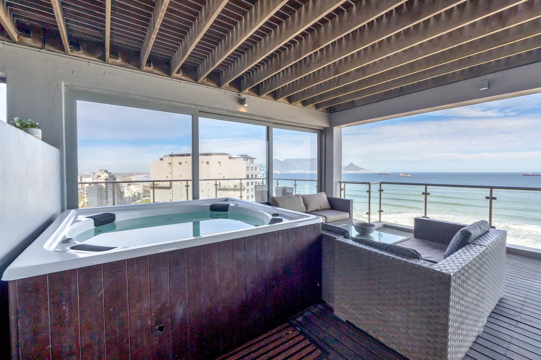 Apartment in Cape Town, Western Cape, South Africa 2 - 18618016