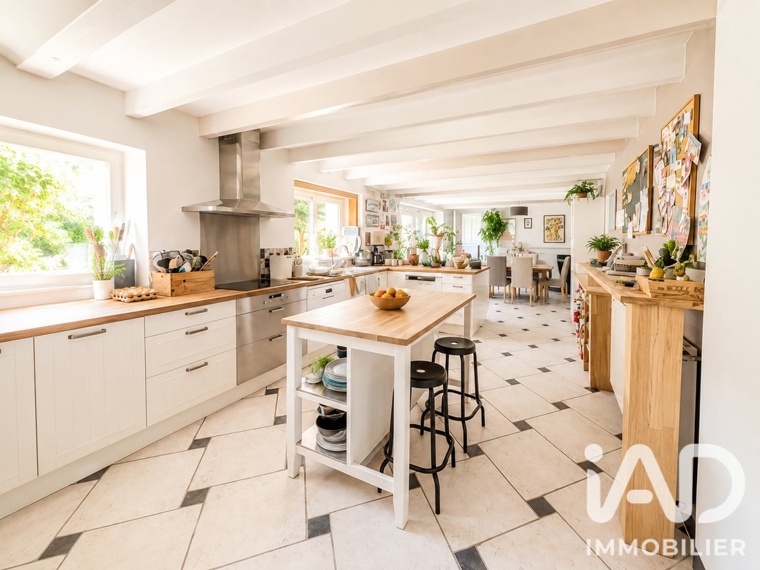 House in Dompierre-sur-Mer, Nouvelle-Aquitaine, France 1 - 18339127