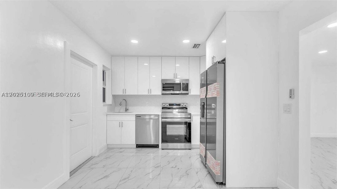 House in Miami, Florida, United States 4 - 18005206