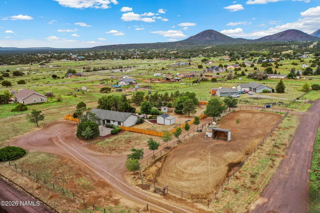 House in Flagstaff, Arizona, United States 2 - 18618311