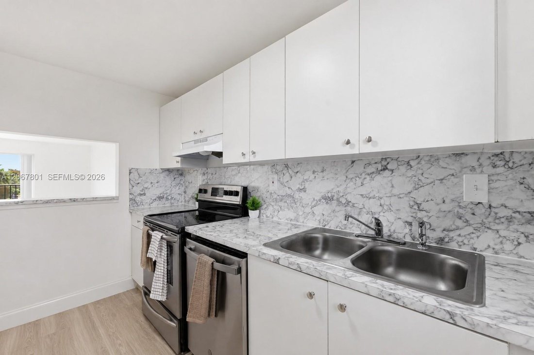 Wilton Manors, Florida, United States 4 - 18622309