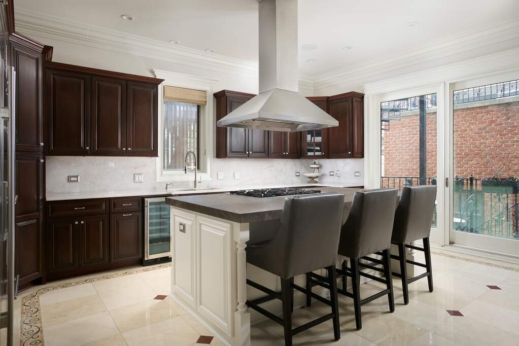House in Chicago, Illinois, United States 5 - 18619877