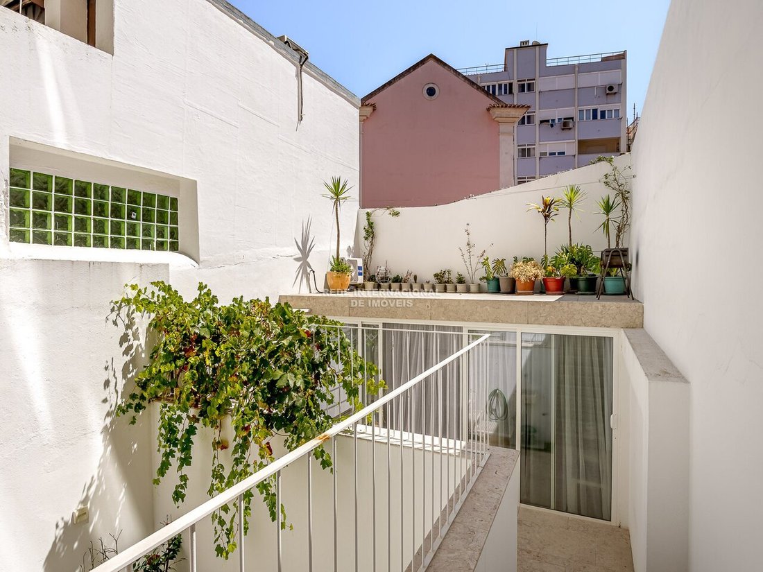 Apartment in Avenidas Novas, Lisbon, Portugal 5 - 18616074