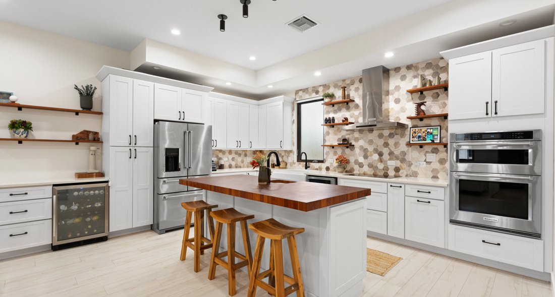 Apartment in West Bay, West Bay, Cayman Islands 1 - 17985954