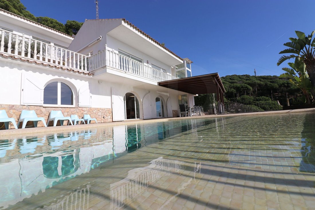 Townhouse in Cabrils, Catalonia, Spain 3 - 16715223