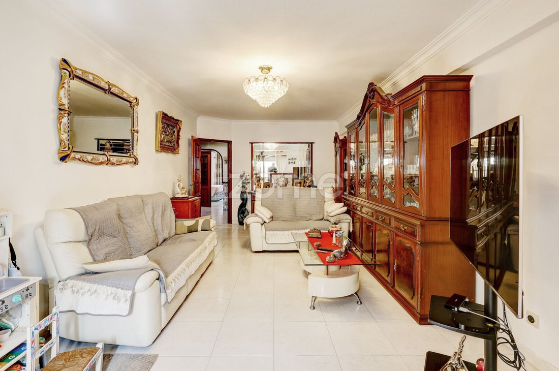 Apartment in Cacem e Sao Marcos, Lisbon, Portugal 3 - 18619119