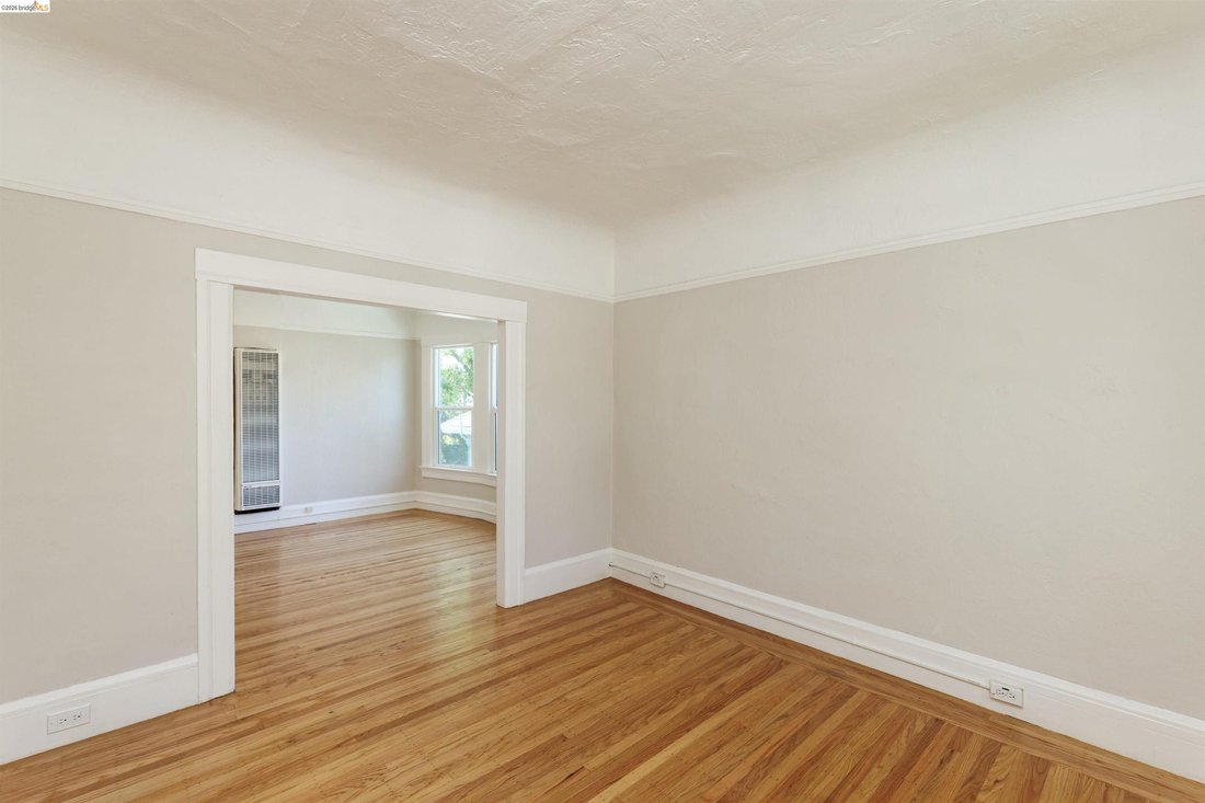 House in Oakland, California, United States 4 - 18621424