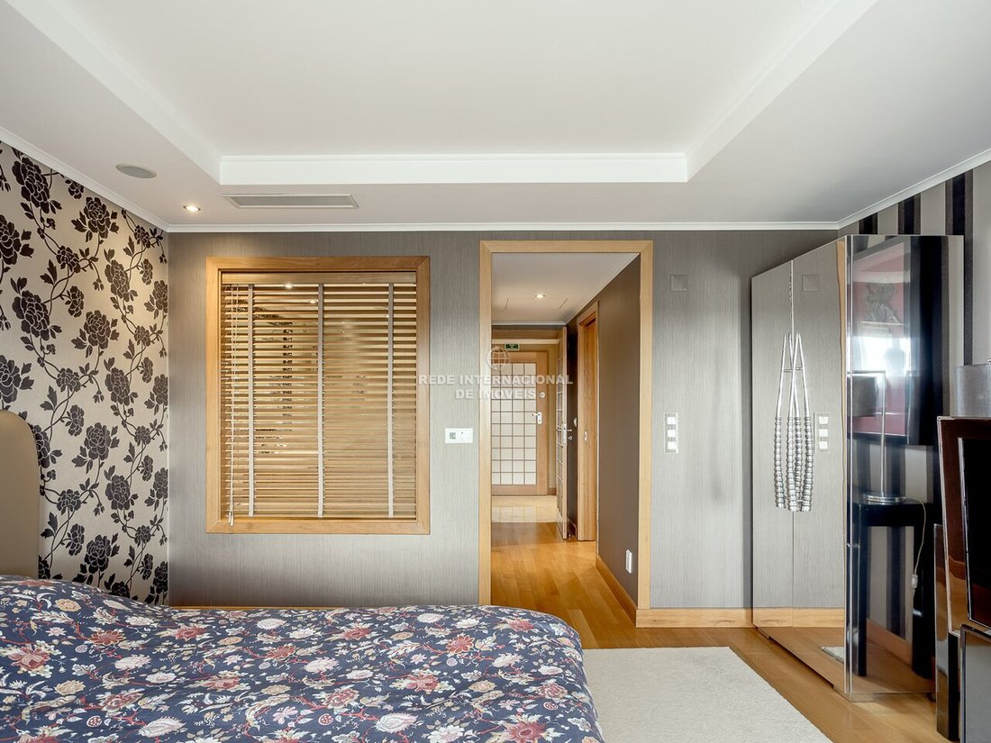 Apartment in Alges, Lisbon, Portugal 2 - 17803010