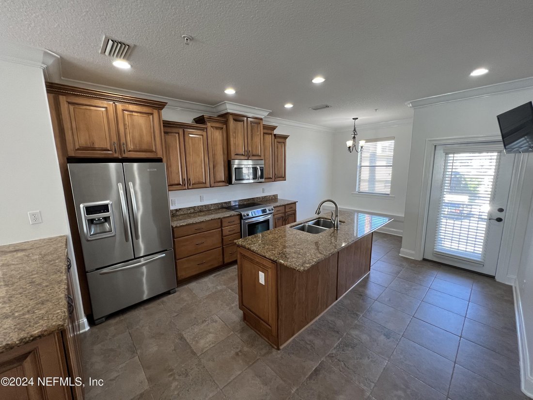 Condo in Jacksonville Beach, Florida, United States 5 - 18618466