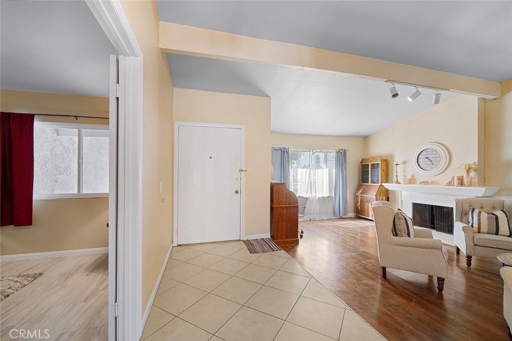 House in Upland, California, United States 5 - 17445585
