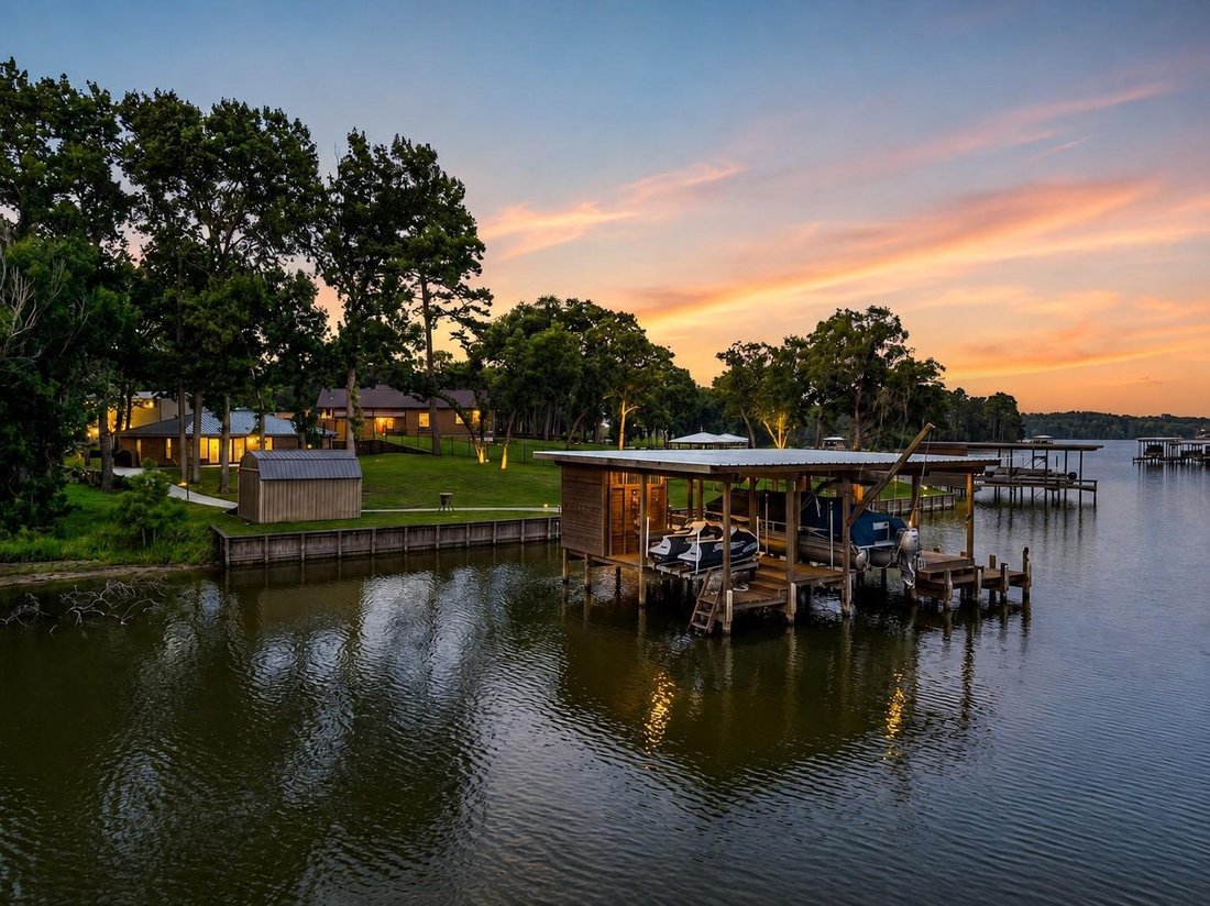 House in Trinity, Texas, United States 1 - 18620253