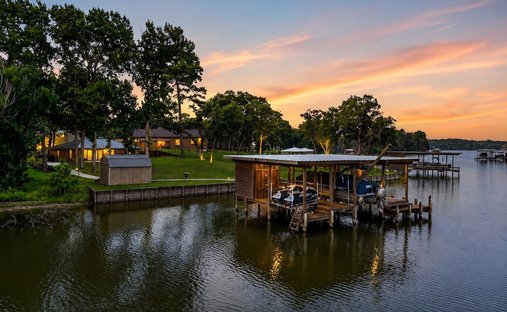 House in Trinity, Texas, United States 1