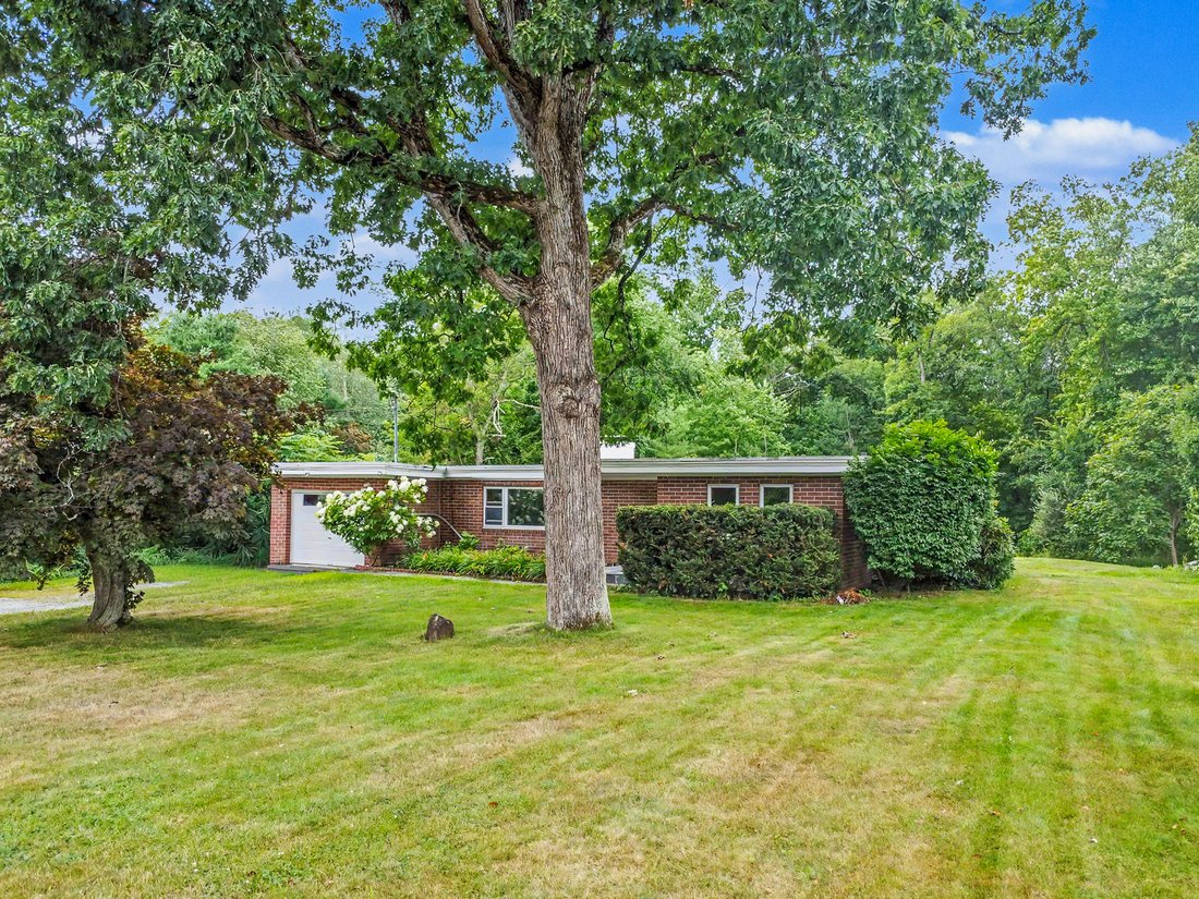 House in Andover, Massachusetts, United States 3 - 18618264