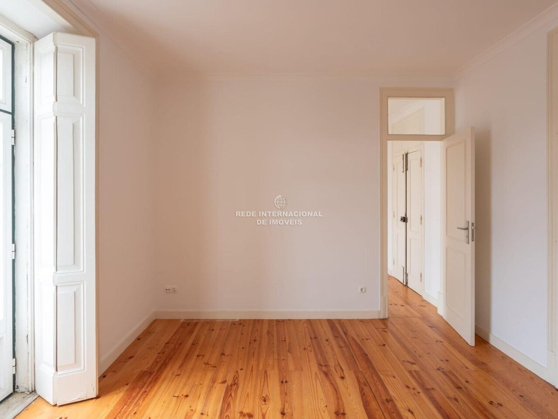 Apartment in Campo de Ourique, Lisbon, Portugal 4 - 17902668