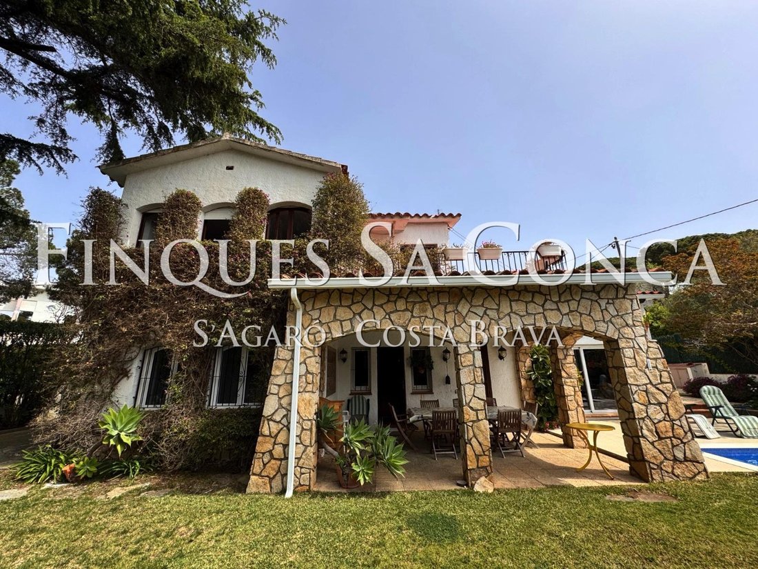 Chalet in s'Agaro, Platja d'Aro, Catalonia 3 - 18250380
