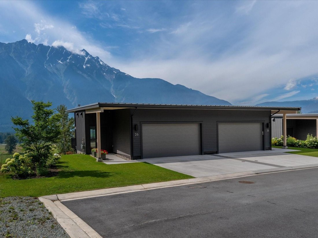 Pemberton, British Columbia, Canada 2 - 18623713