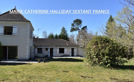 Estate in Annesse-et-Beaulieu, Nouvelle-Aquitaine, France 1