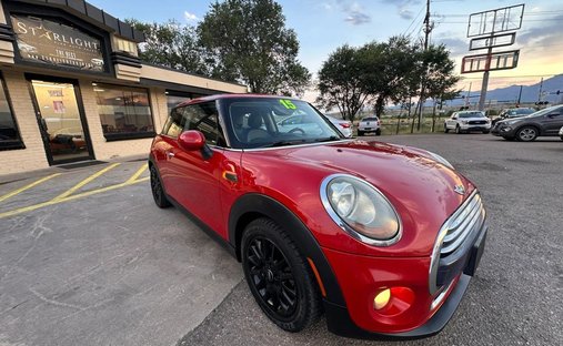 2015 MINI Hardtop 2 Door Cooper Hatchback 2D in Colorado springs, CO, United States 1