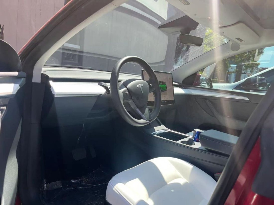 Suv in Costa Mesa, CA, United States 3 - 18616449