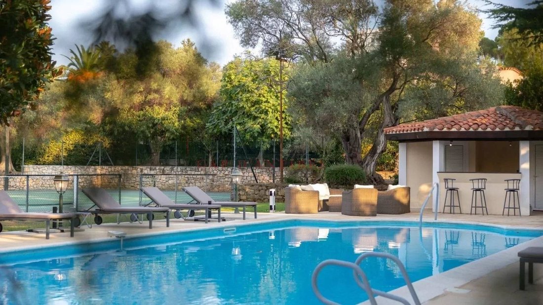 Villa a Les Bastides, Antibes, Francia 5 - 16027984
