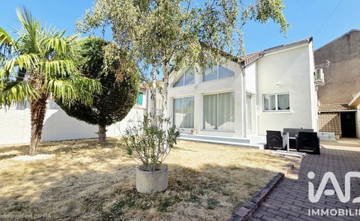 House in Centre Ville - Mousseaux - Plaine, Draveil, France 1