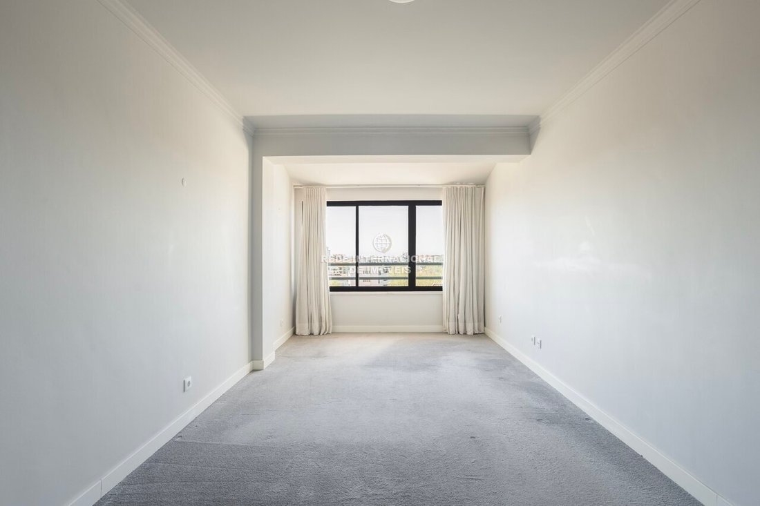 Appartamento a Cascais e Estoril, Lisbona, Portogallo 2 - 18034125