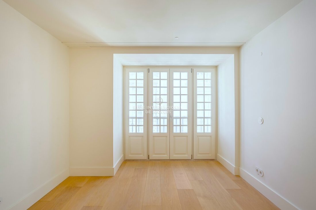 Apartment in Santo Antonio, Lisbon, Portugal 5 - 17850320