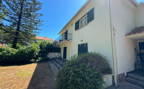 Villa in Carcavelos e Parede, Lisbon, Portugal 1