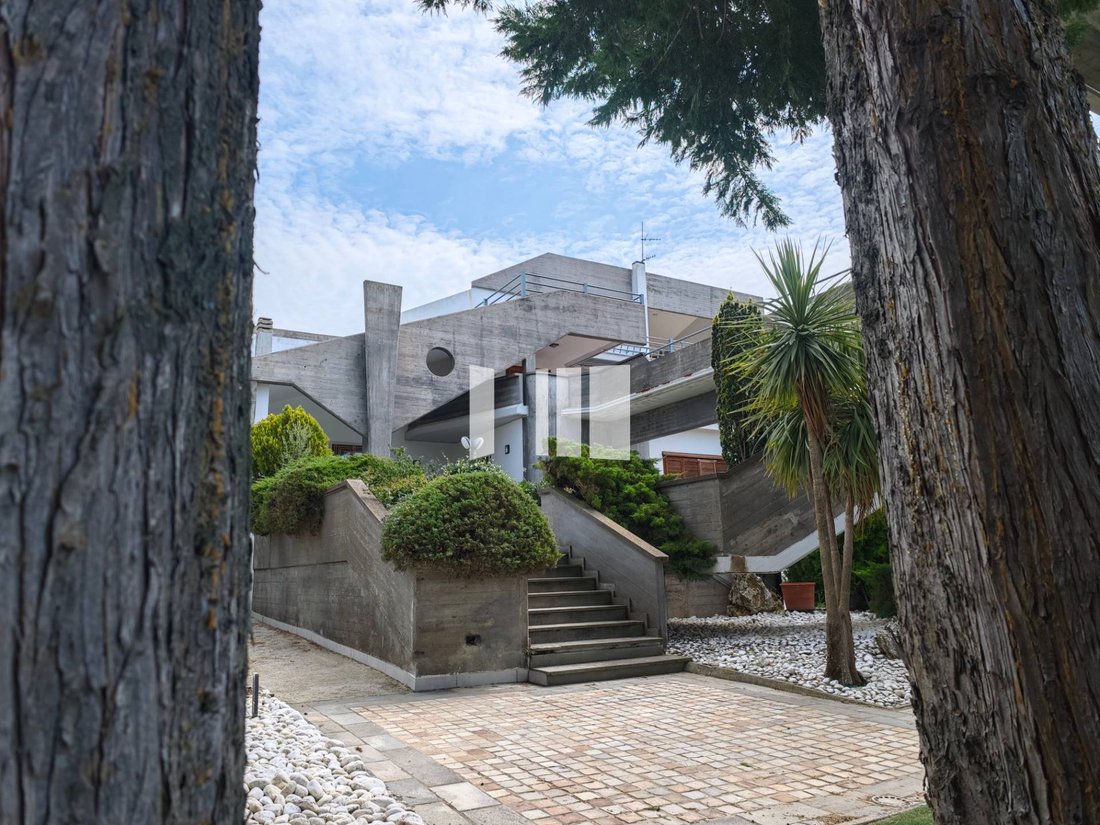 Villa in Mosciano Sant'Angelo, Abruzzo, Italy 1 - 18619549