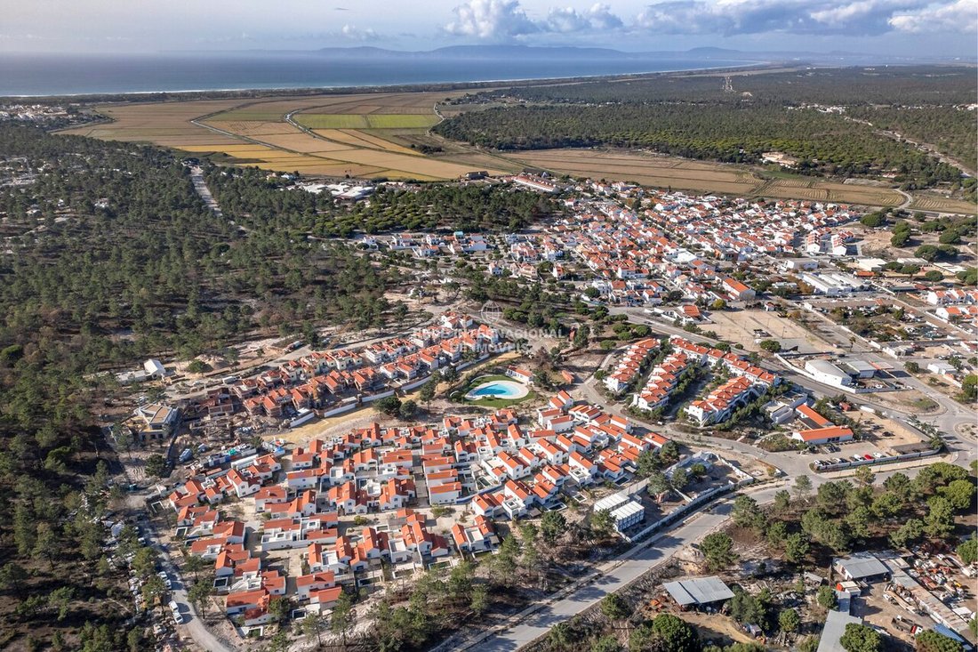 Apartment in Carvalhal, Setubal, Portugal 4 - 17500353