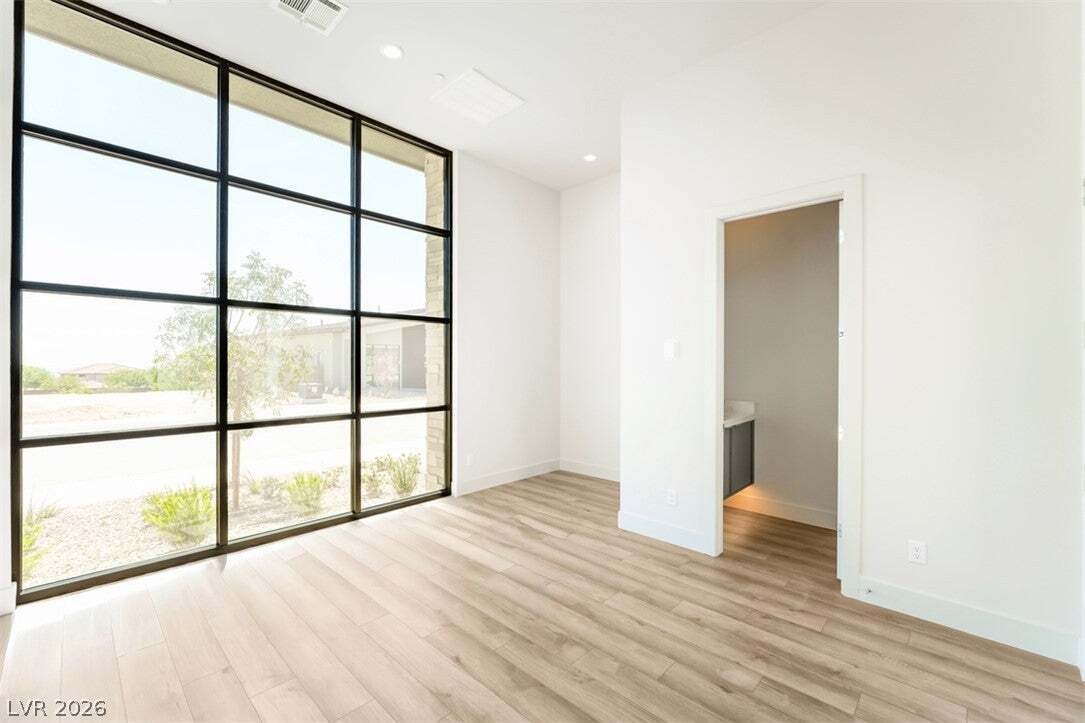 House in Las Vegas, Nevada, United States 3 - 18215026