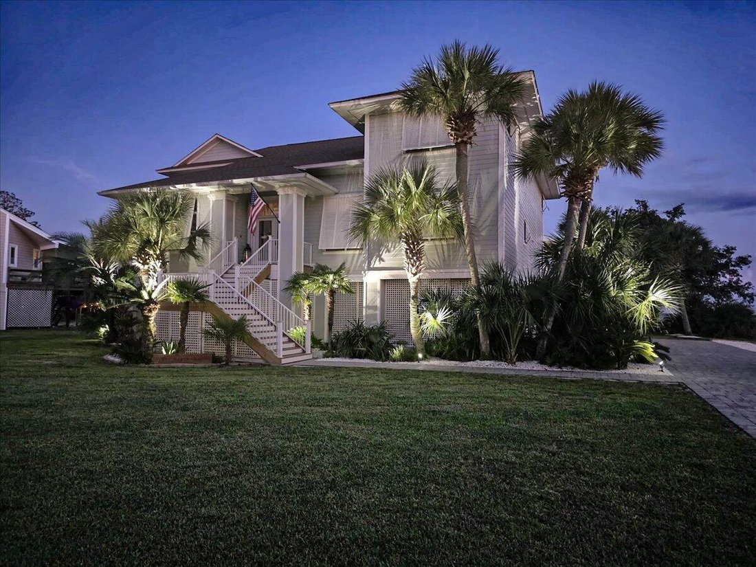 House in Milton, Florida, United States 3 - 18616941