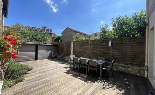 Maison à Jardin Parisien, Clamart, France 1