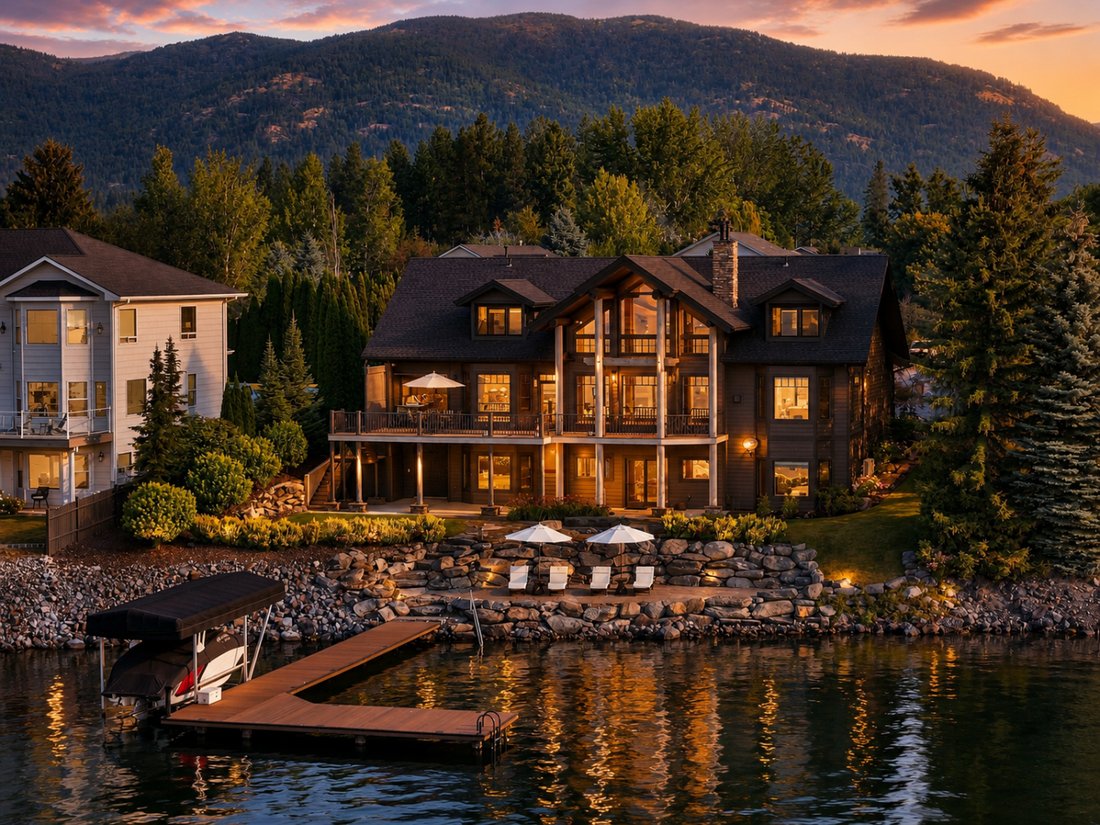 House in Sandpoint, Idaho, United States 2 - 17879562
