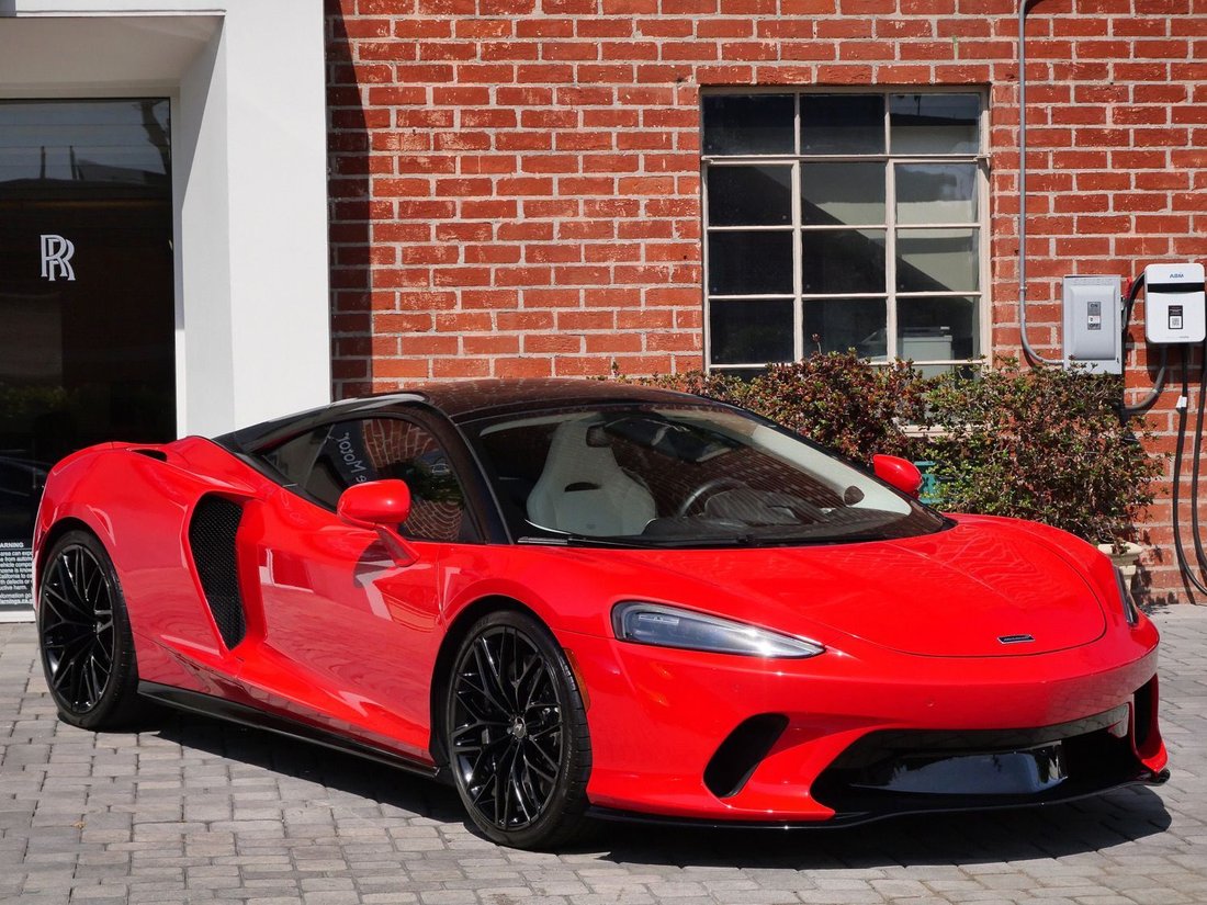 Coupe in Beverly Hills, CA, United States 1 - 18230729