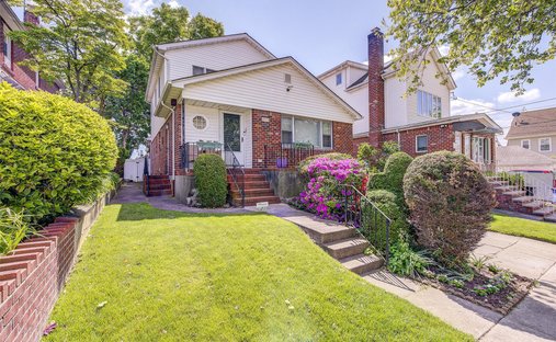 House in New York, New York, United States 1