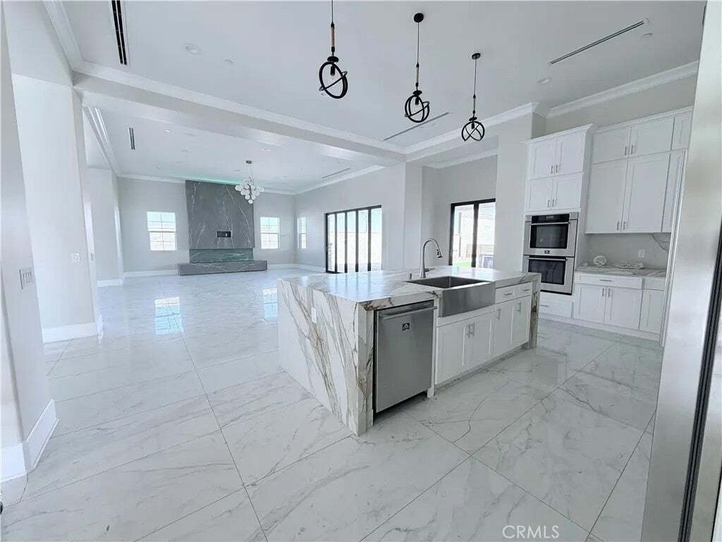 House in Rancho Cucamonga, California, United States 3 - 18621285