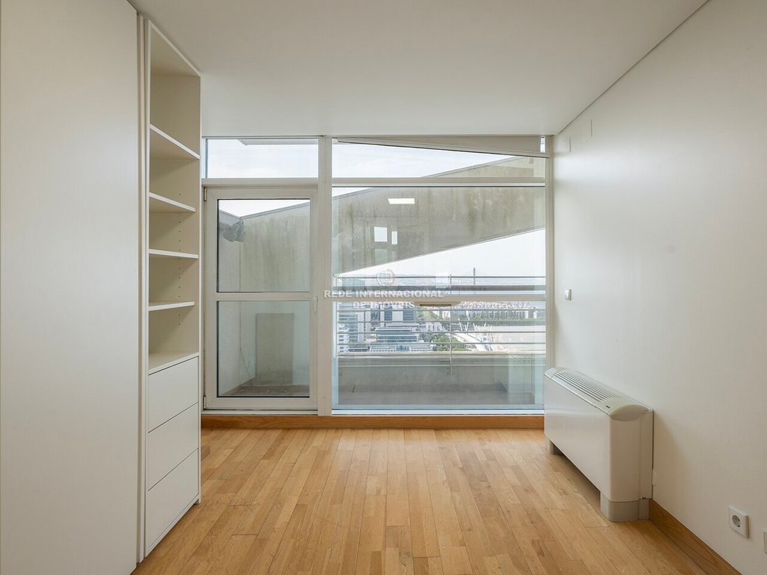 Apartment in Parque das Nacoes, Lisbon, Portugal 5 - 18023596