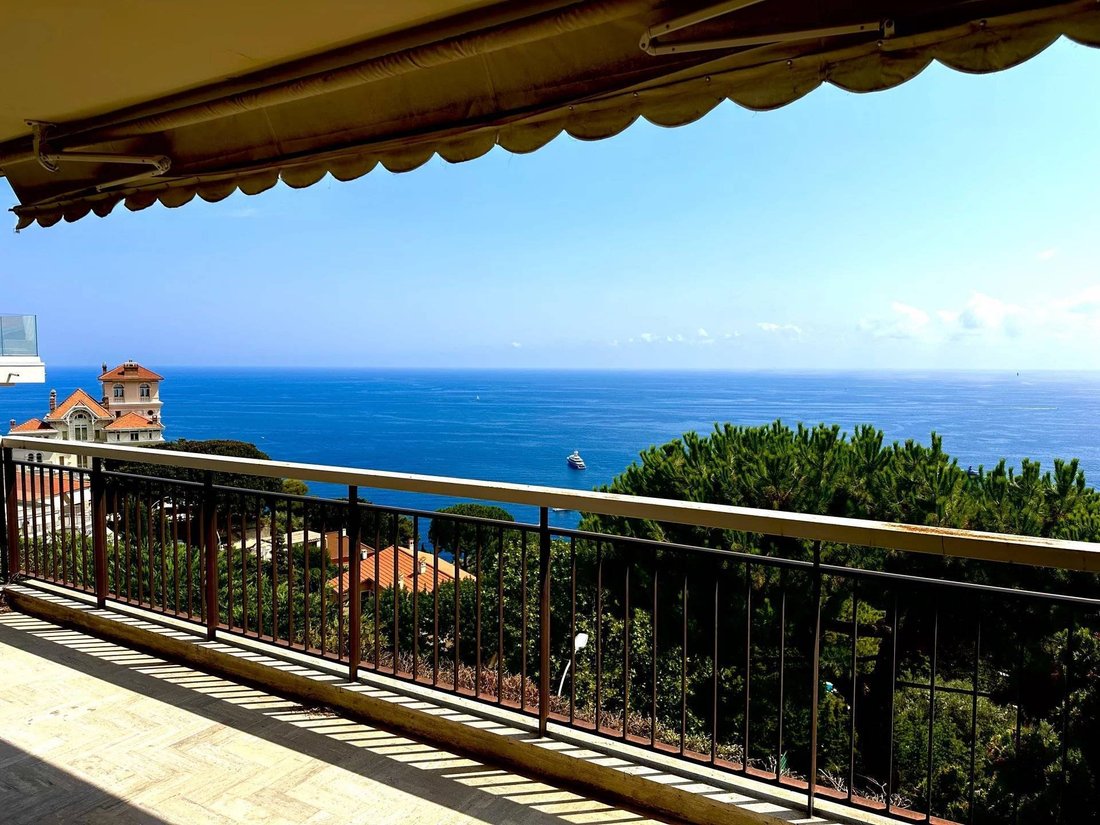 Apartment in Cabbe-Saint Roman, Roquebrune-Cap-Martin, France 1 - 18479113