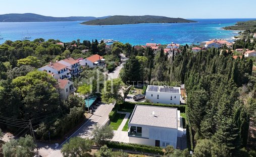 Casa en Ugljan, Zadar, Croacia 1