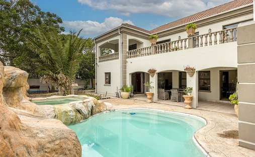 House in Cape Town, Western Cape, South Africa 1