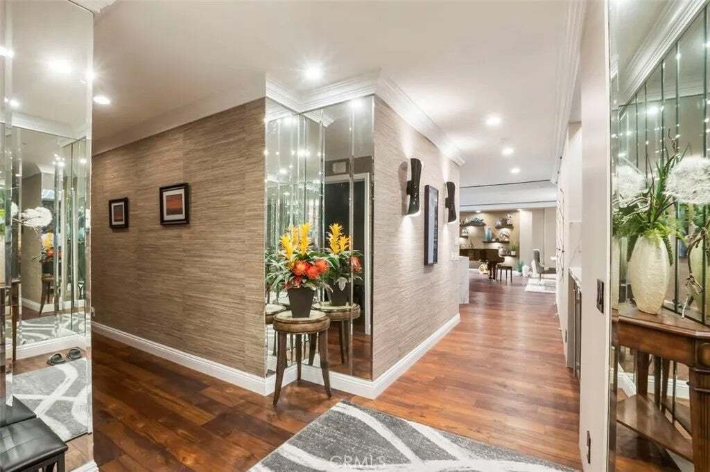 Condo in San Diego, California, United States 3 - 18408383