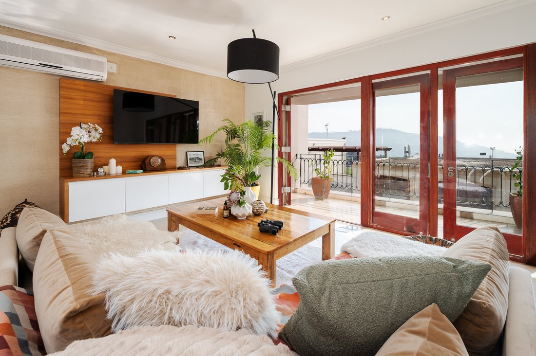 Condo in Oranjezicht, Cape Town, South Africa 3 - 18618020